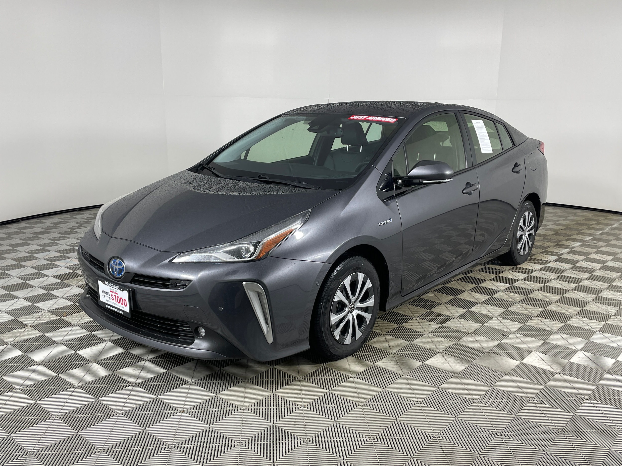 2020 Toyota Prius XLE's photo