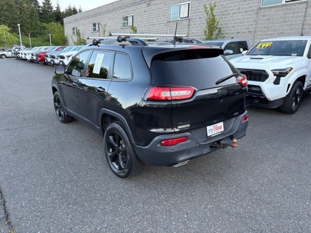 Used 2016 Jeep Cherokee Limited 4x4 SUV