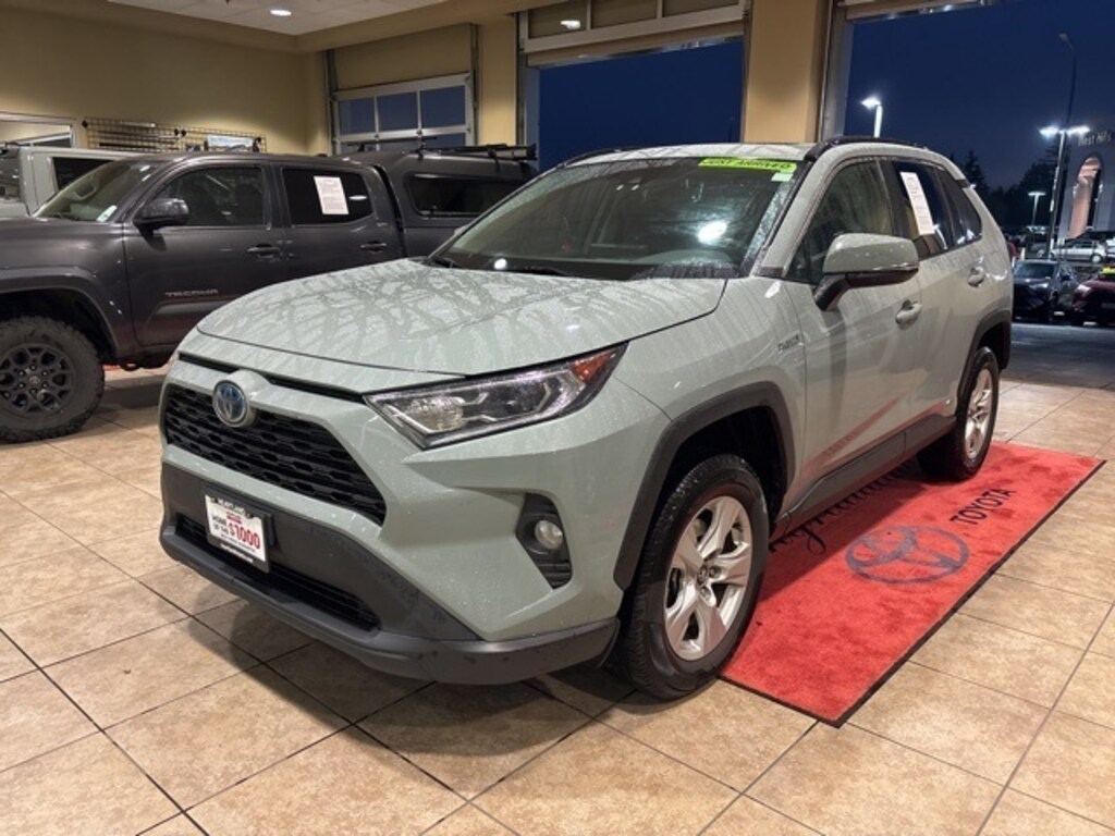 Used 2020 Toyota RAV4 Hybrid XLE SUV