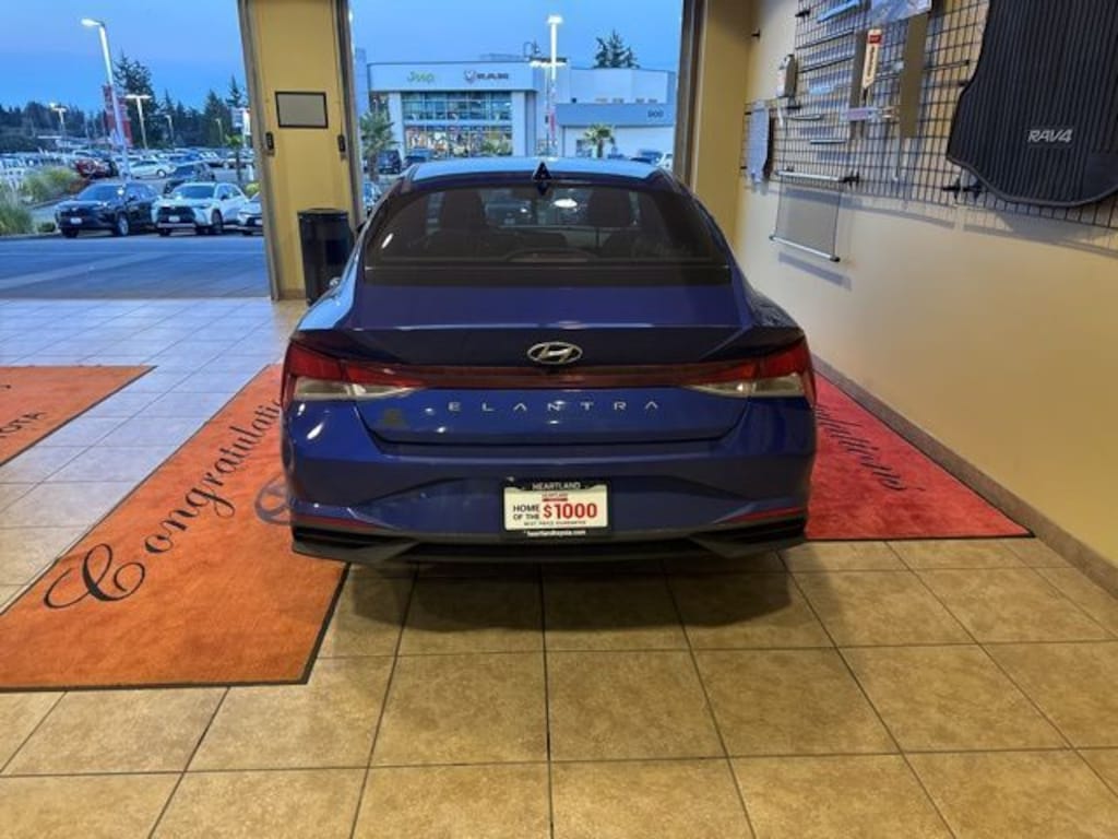 Used 2023 Hyundai Elantra SEL Sedan