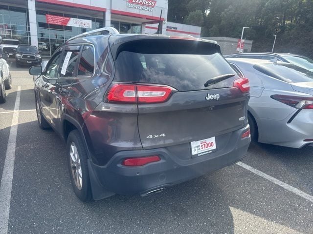 2016 Jeep Cherokee Latitude 4x4 photo 4