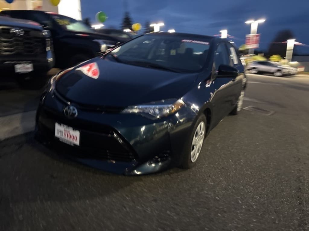 Used 2018 Toyota Corolla LE Sedan