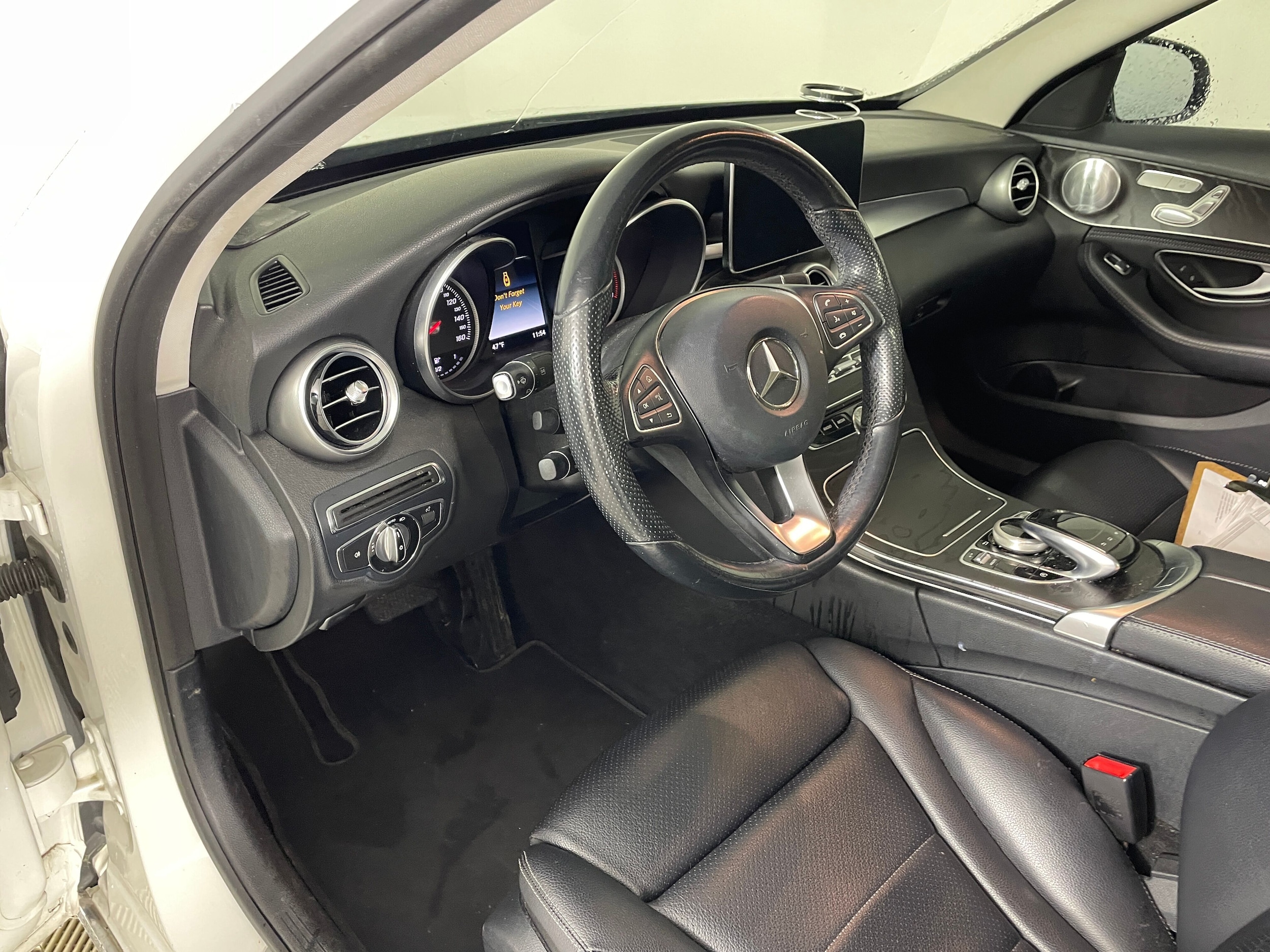 2015 Mercedes-Benz C-Class C 300 4MATIC photo 3