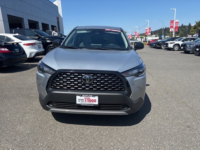 2024 Toyota Corolla Cross L photo 2