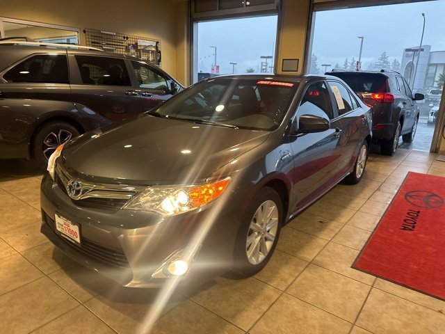 2013 Toyota Camry Hybrid XLE photo 3