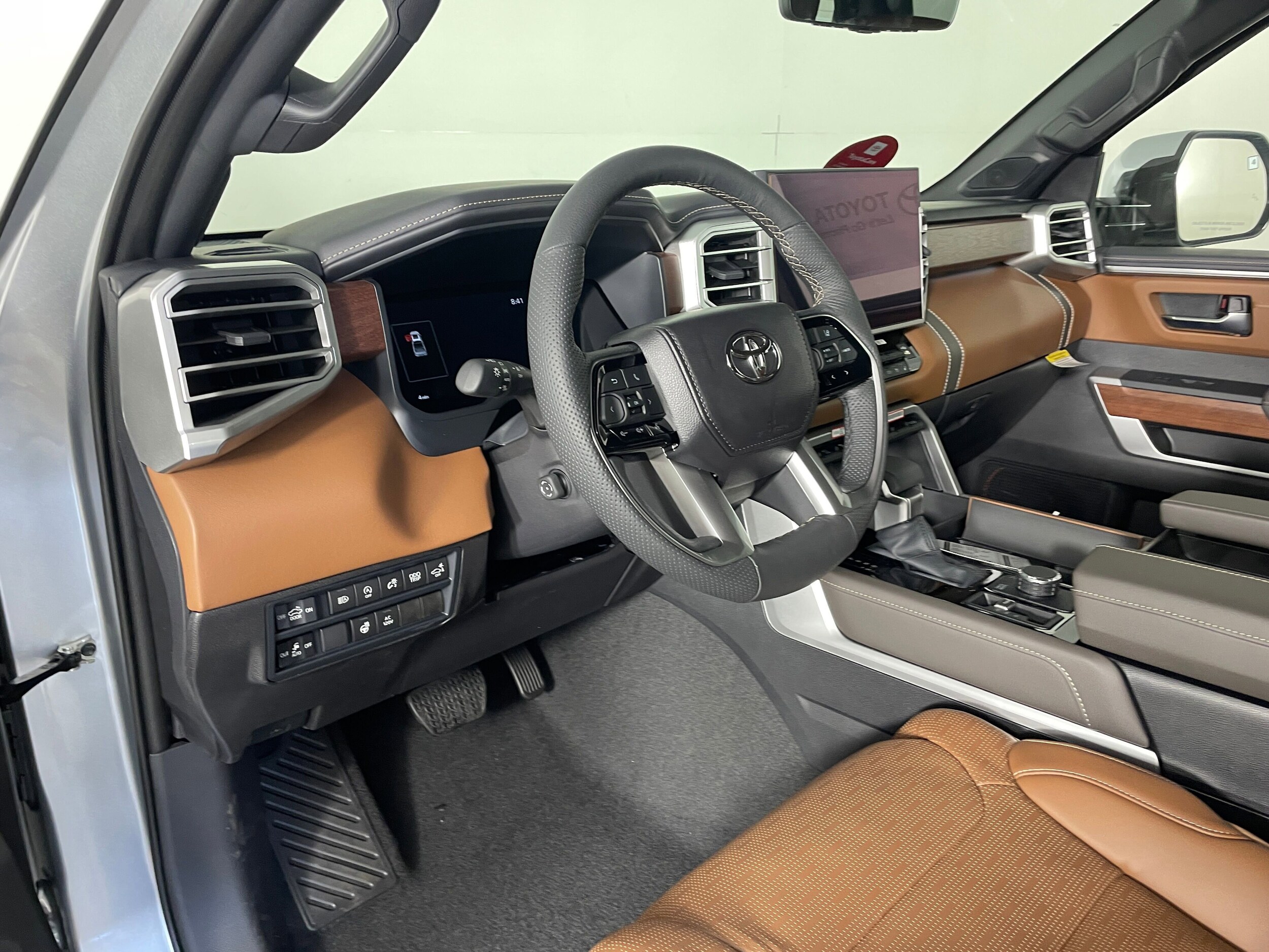 2025 Toyota Tundra 1794 Edition CrewMax photo 3