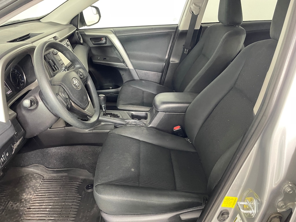 Used 2018 Toyota RAV4 LE SUV