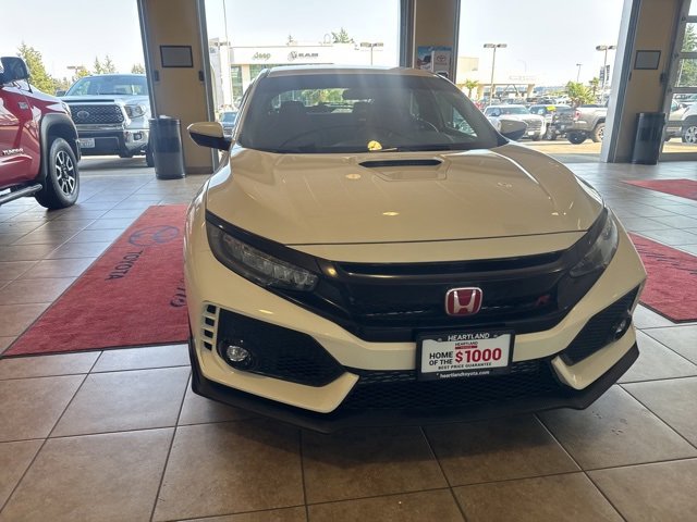 2019 Honda Civic Type R Touring Hatchback photo 2