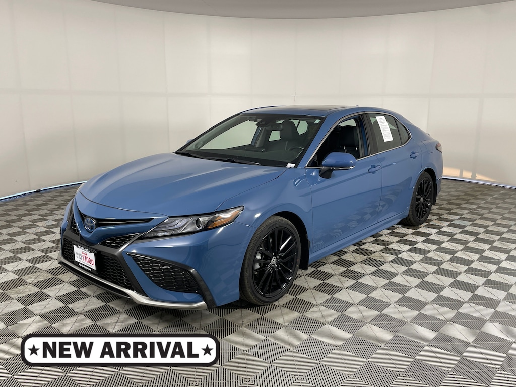 Used 2023 Toyota Camry Hybrid XSE Sedan