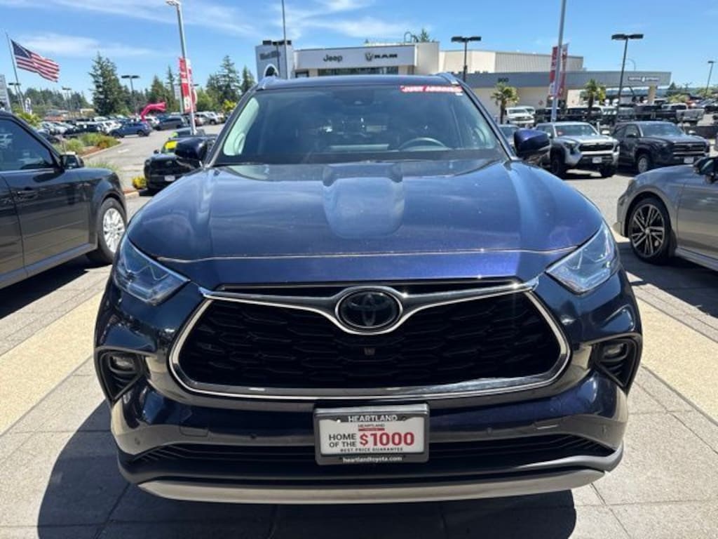 Used 2023 Toyota Highlander Platinum SUV