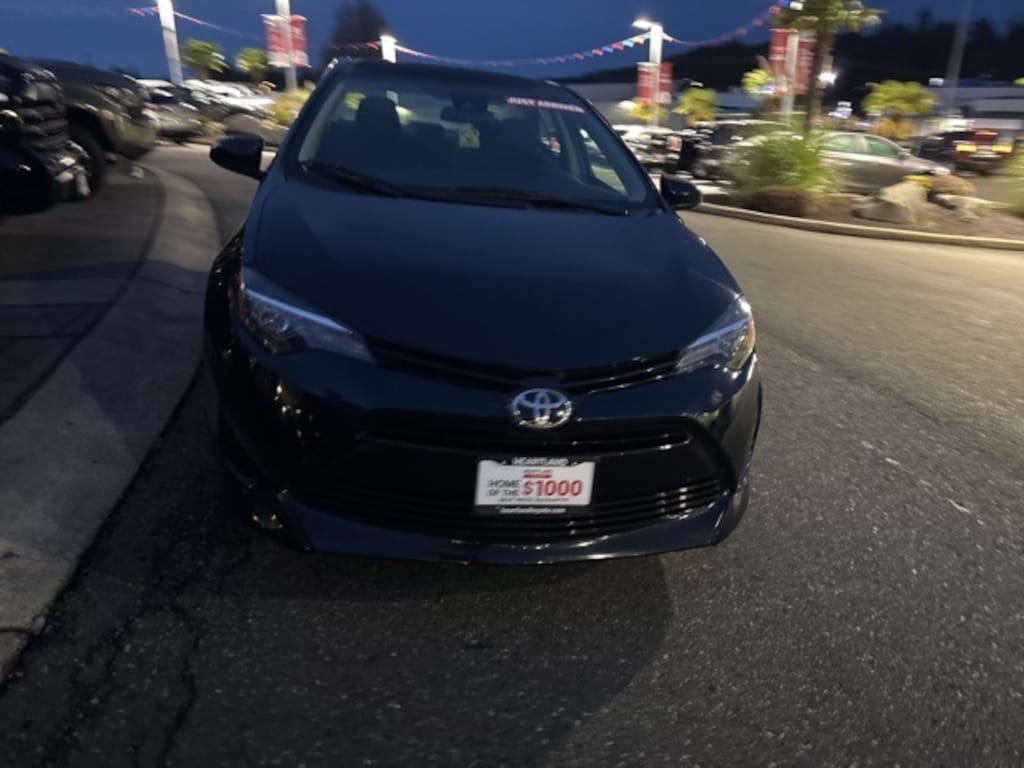 Used 2018 Toyota Corolla LE Sedan