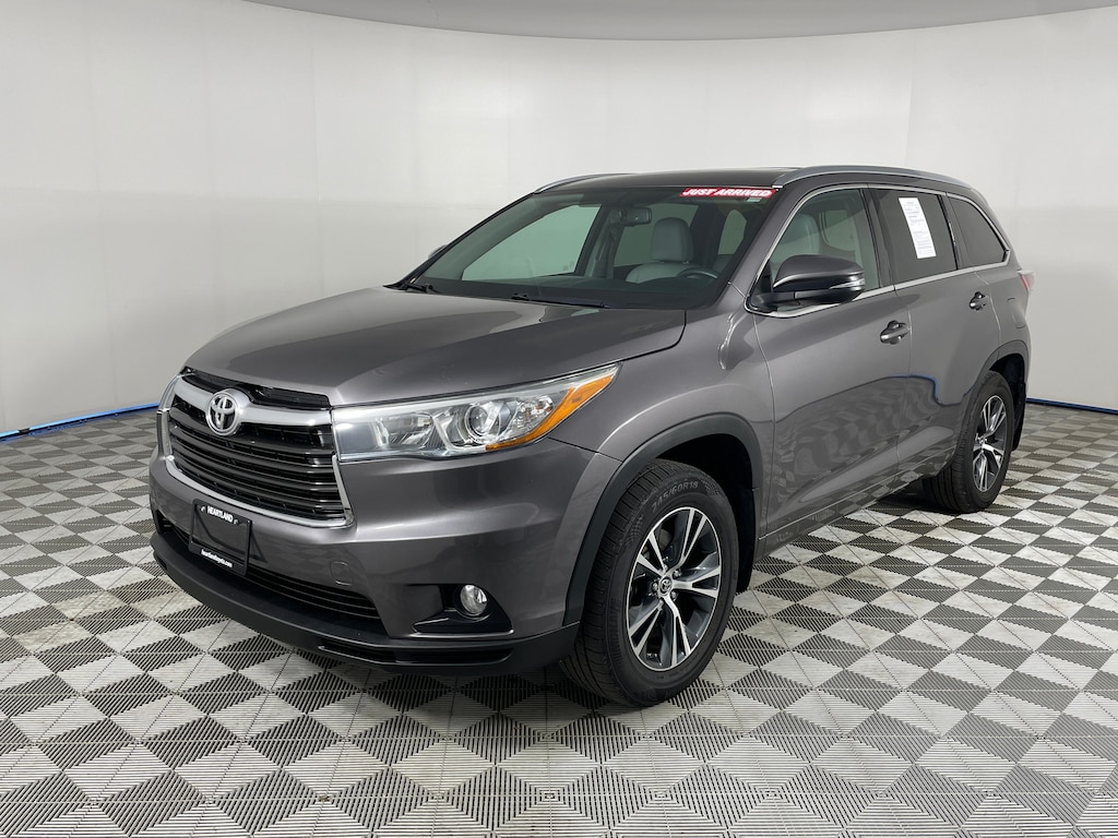 Used 2016 Toyota Highlander XLE V6 SUV