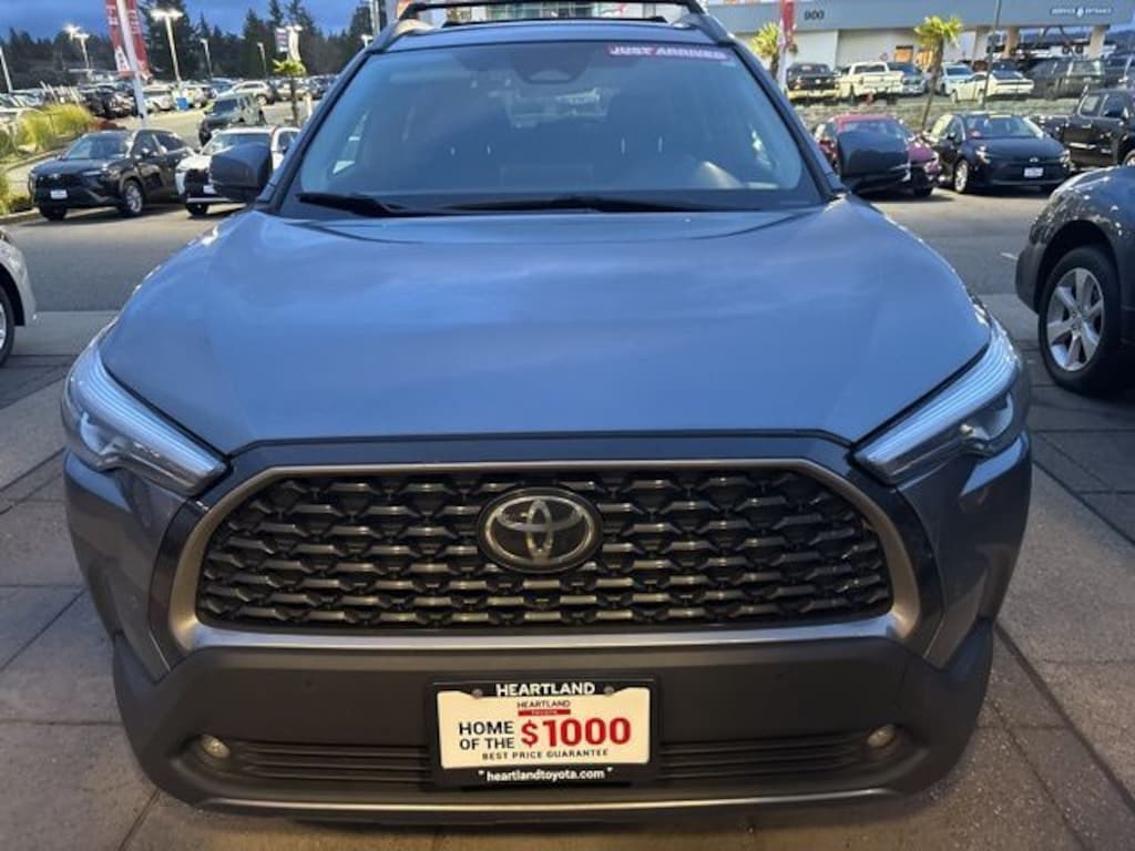 Used 2023 Toyota Corolla Cross XLE SUV