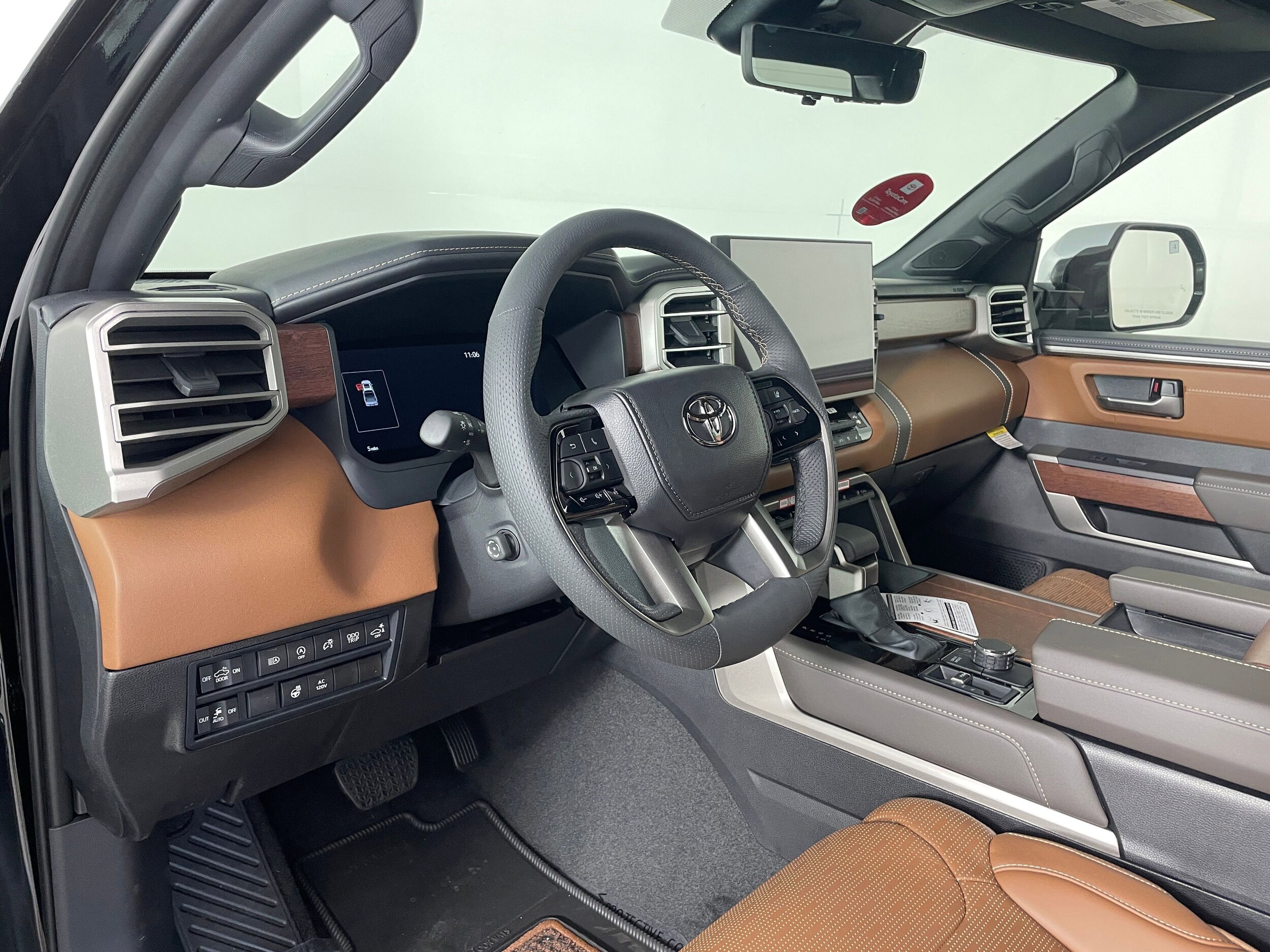2026 Toyota Tundra 1794 Edition CrewMax photo 2