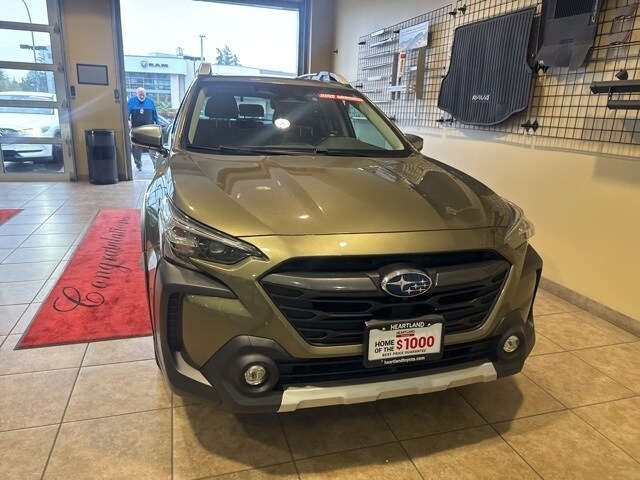 2023 Subaru Outback Touring XT photo 3