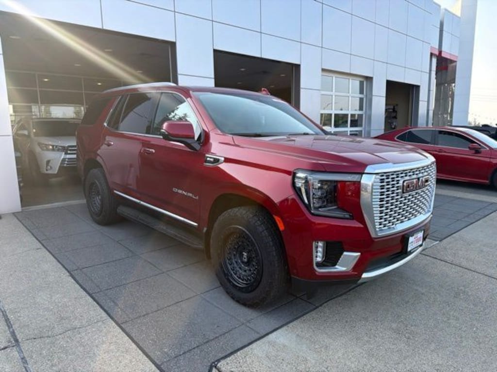 Used 2023 GMC Yukon Denali SUV