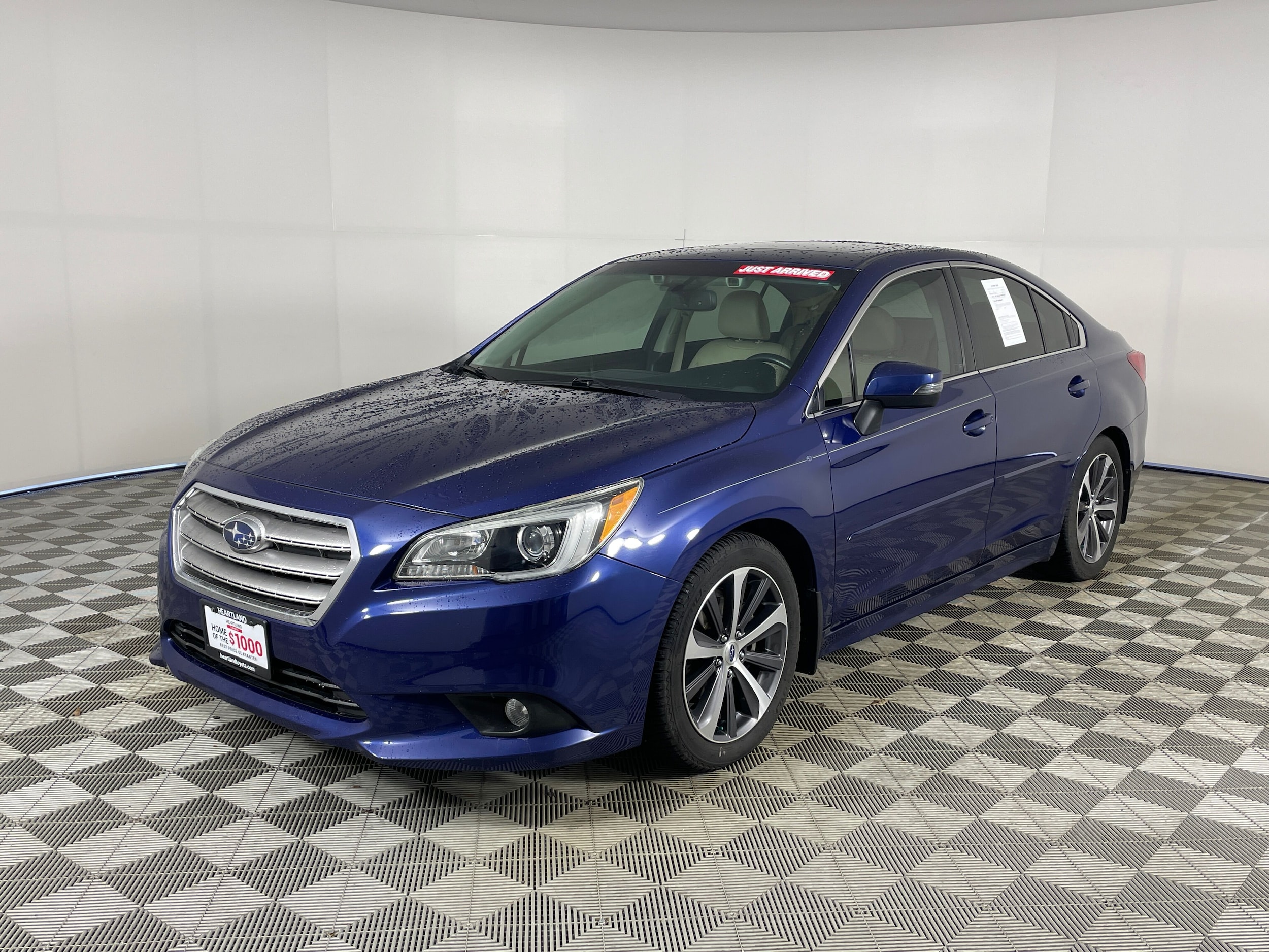 2015 Subaru Legacy 2.5i Limited's photo
