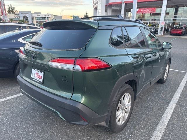 2023 Toyota Corolla Cross LE photo 5