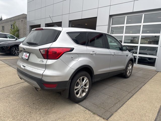 2019 Ford Escape SE photo 4