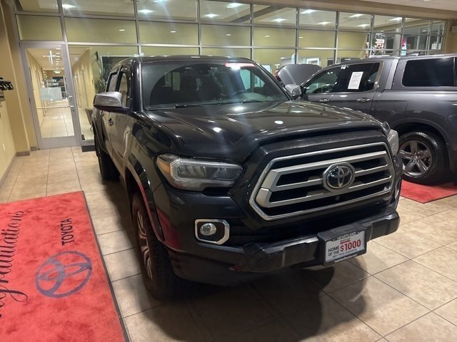 2020 Toyota Tacoma Limited V6 photo 2
