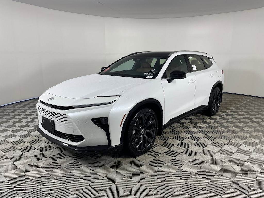 New 2025 Toyota Crown Signia Limited LIMITED