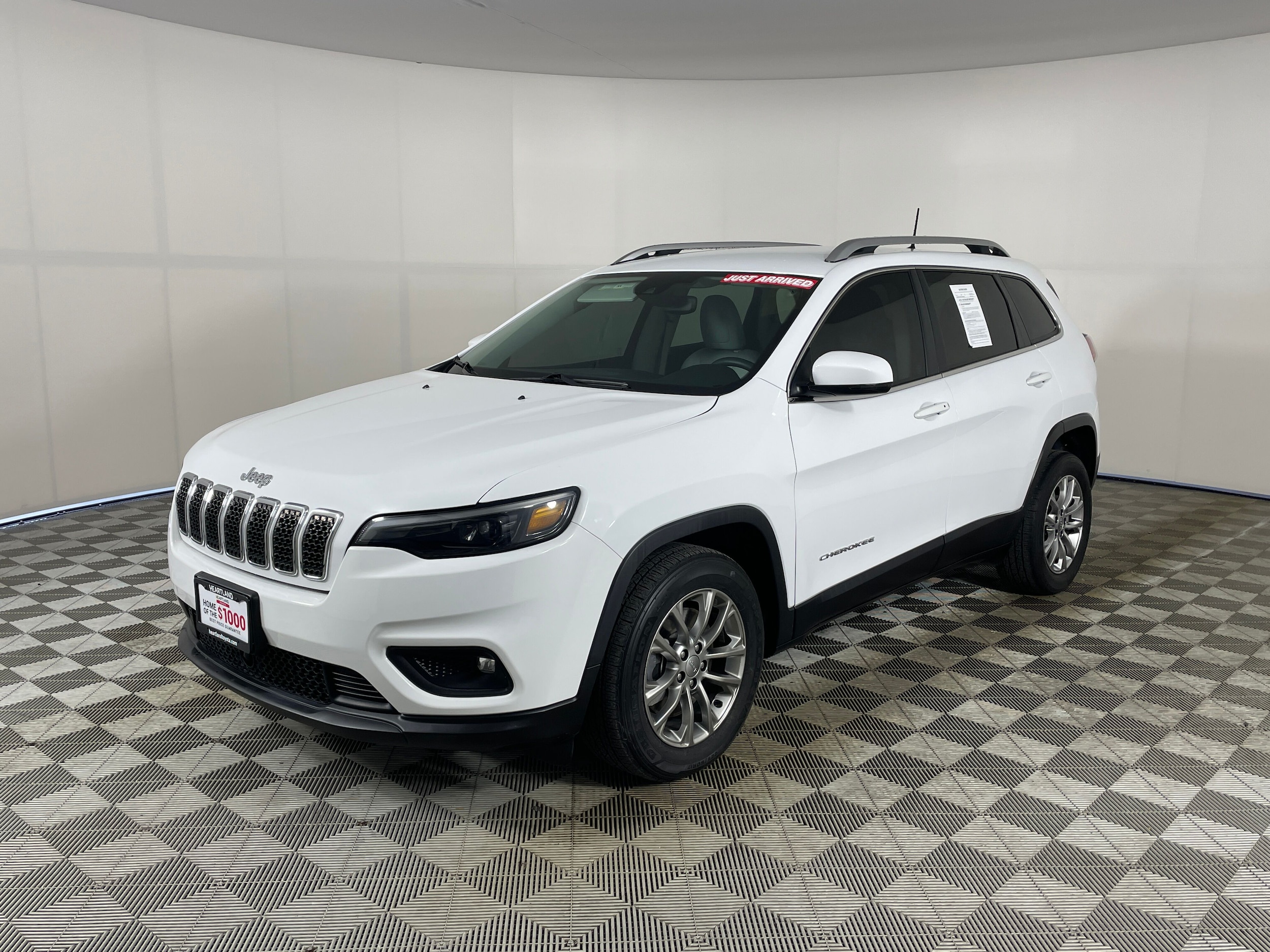 2021 Jeep Cherokee Latitude Plus photo 1
