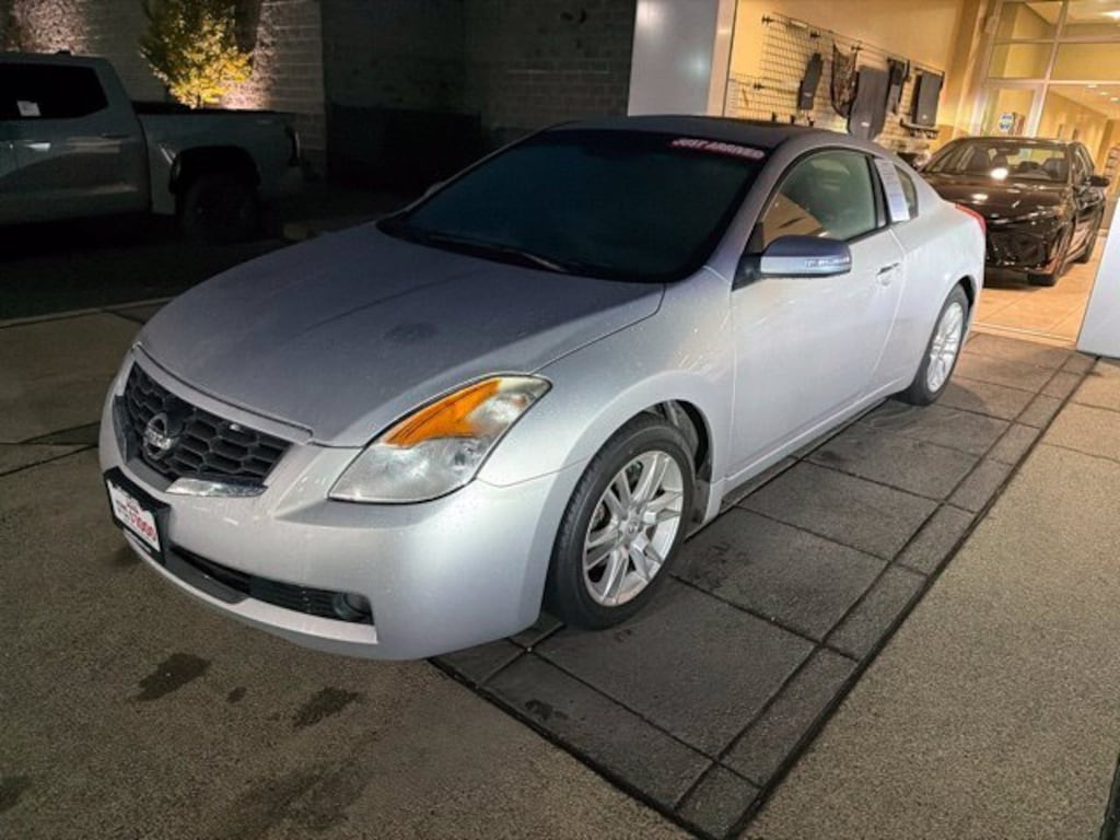 Used 2008 Nissan Altima 3.5 SE Coupe