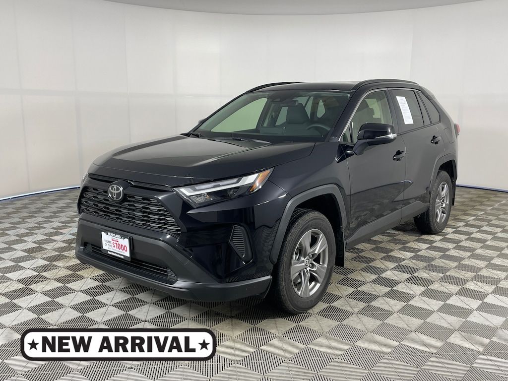 Used 2025 Toyota RAV4 XLE SUV