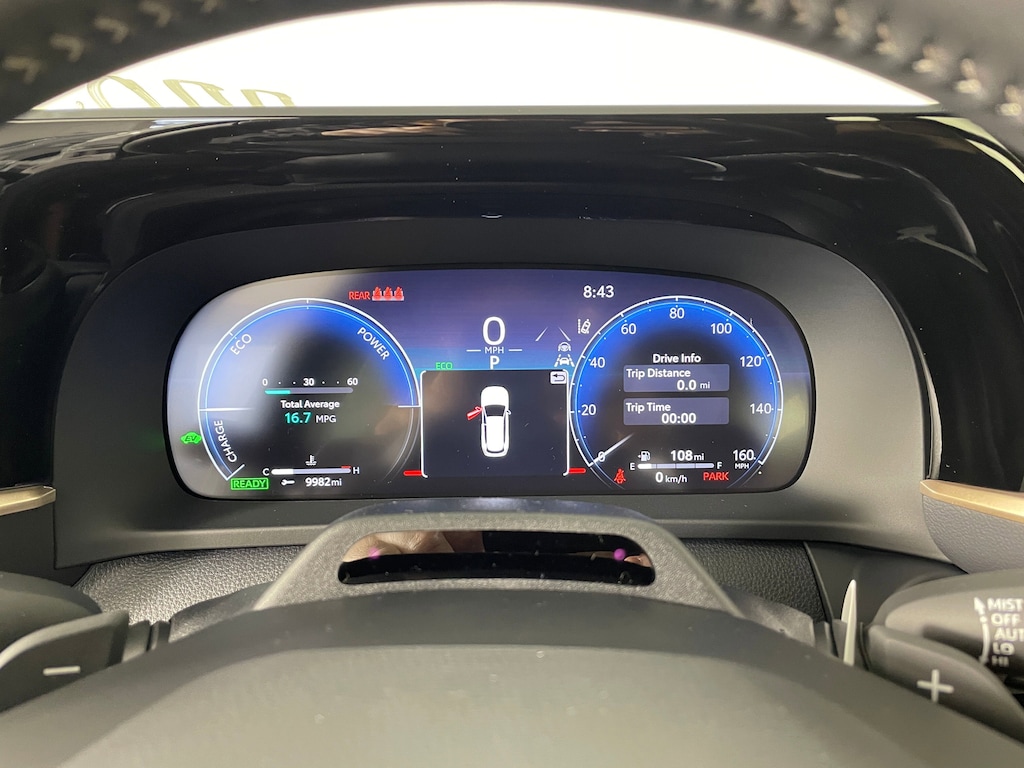 New 2025 Toyota Crown Signia Limited LIMITED