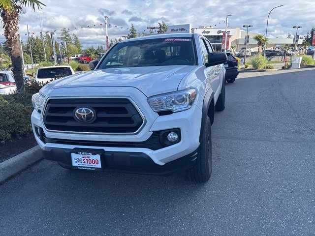 2023 Toyota Tacoma SR5 V6 photo 2