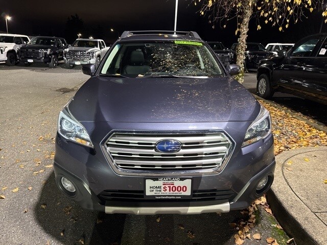 2016 Subaru Outback 2.5i Limited photo 2