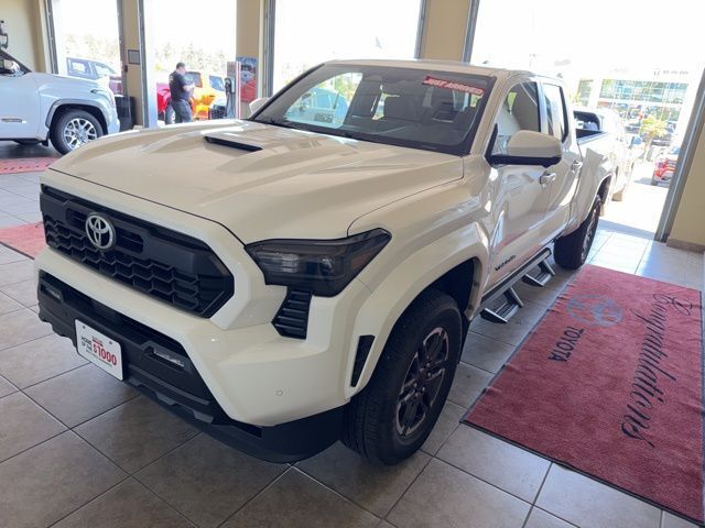 2024 Toyota Tacoma TRD Sport photo 3