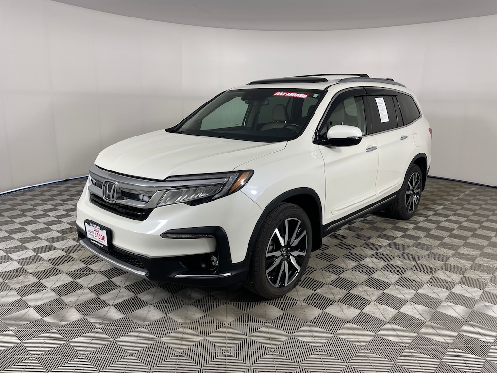Used 2019 Honda Pilot Touring 8-Passenger AWD SUV
