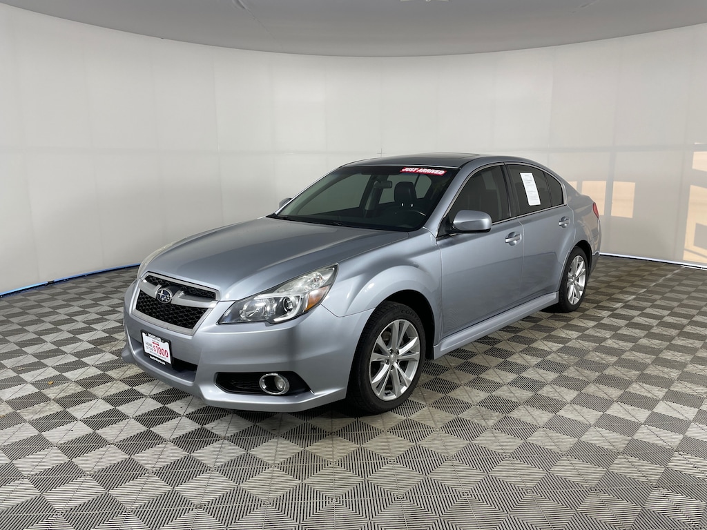 Used 2013 Subaru Legacy 2.5i Limited w/Moonroof Sedan
