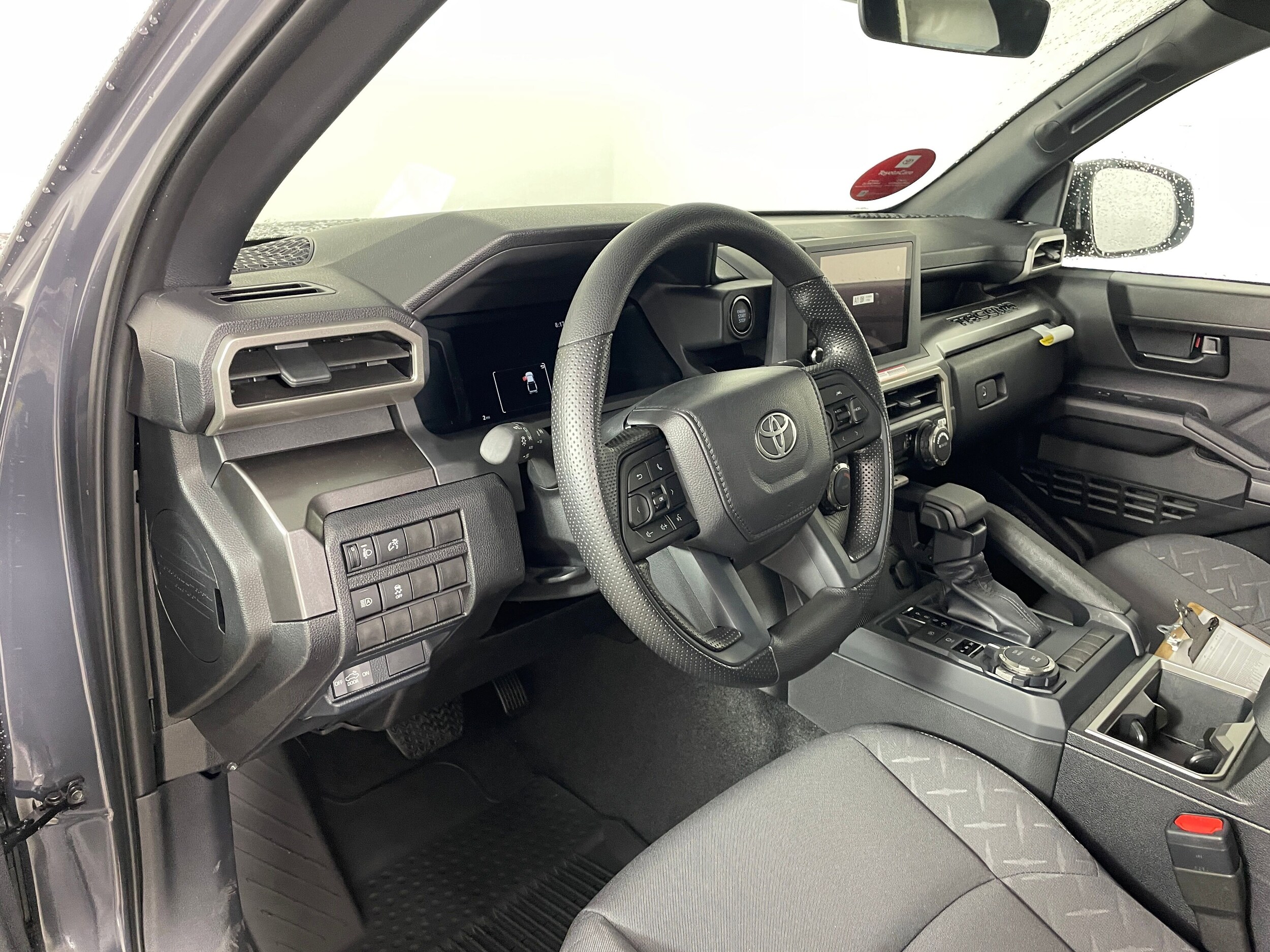 2025 Toyota Tacoma SR5 4x4 Double Cab photo 2