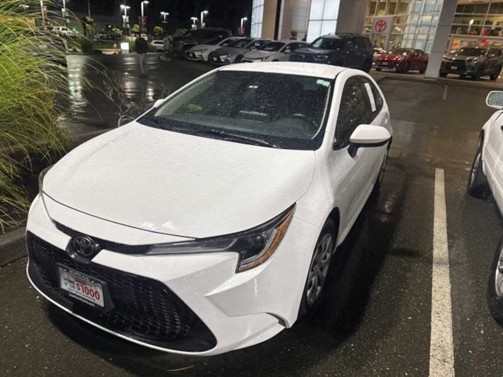 Used 2020 Toyota Corolla LE Sedan