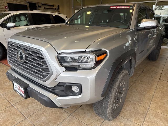 2023 Toyota Tacoma TRD Off Road V6 photo 3