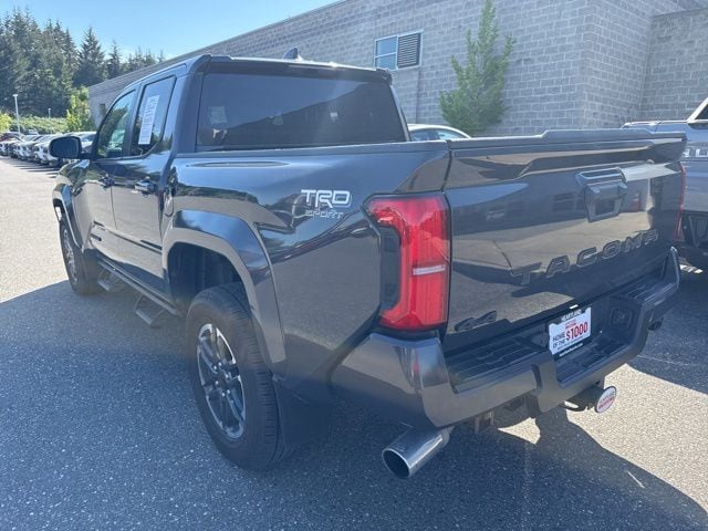 2024 Toyota Tacoma photo 4