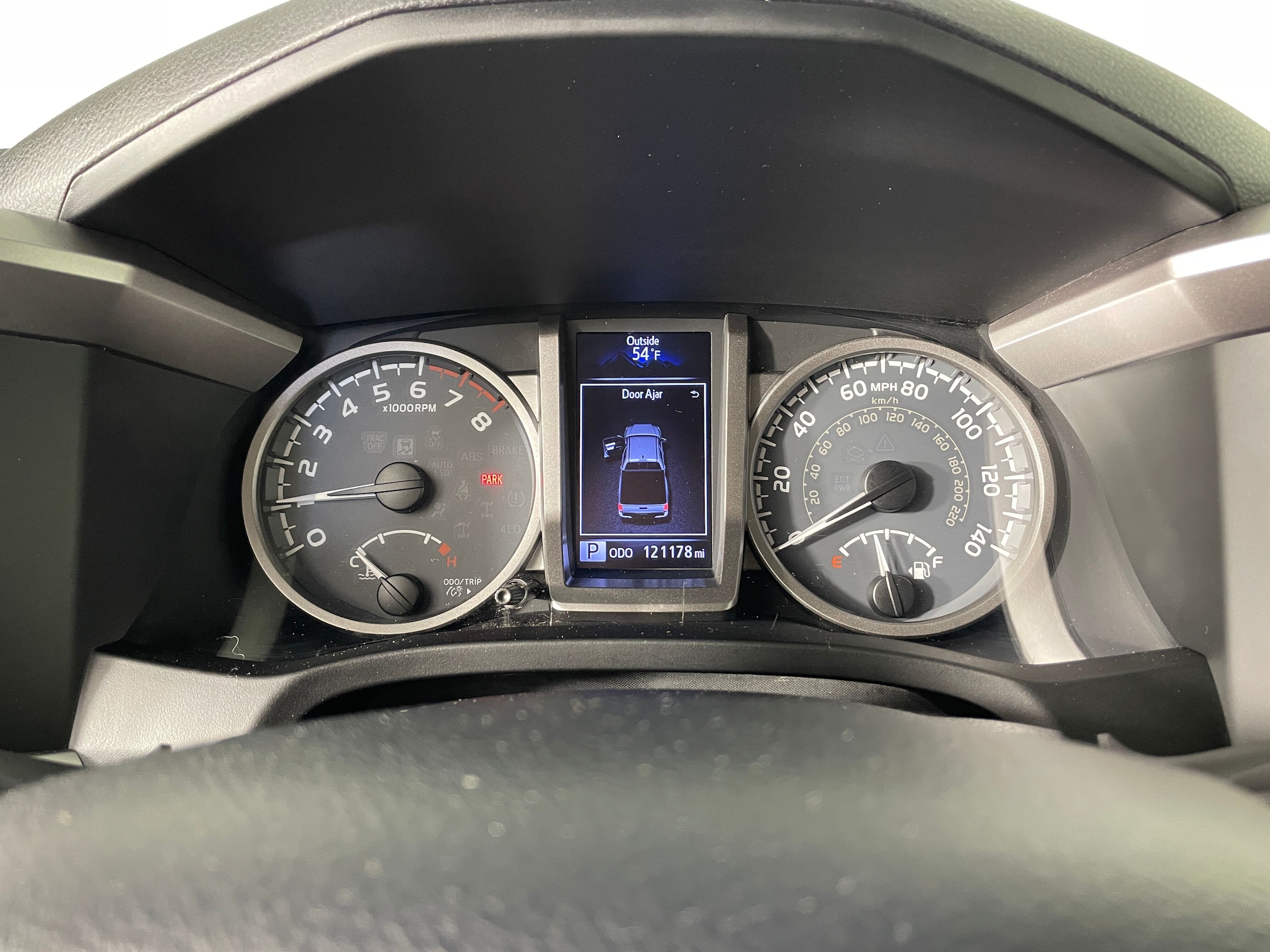 2016 Toyota Tacoma SR5 V6 photo 4