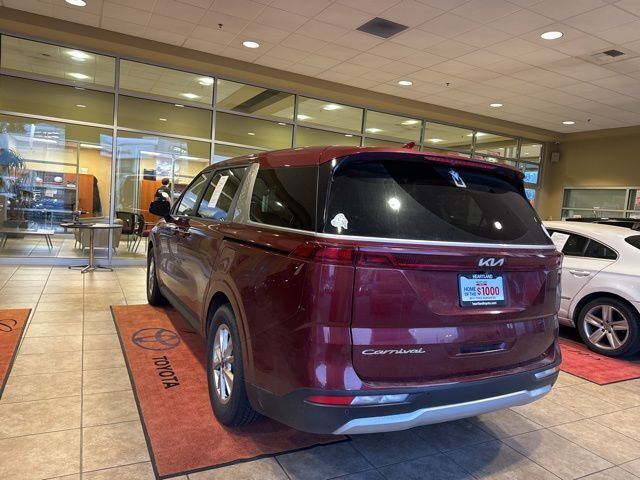 2022 Kia Carnival LXS photo 5