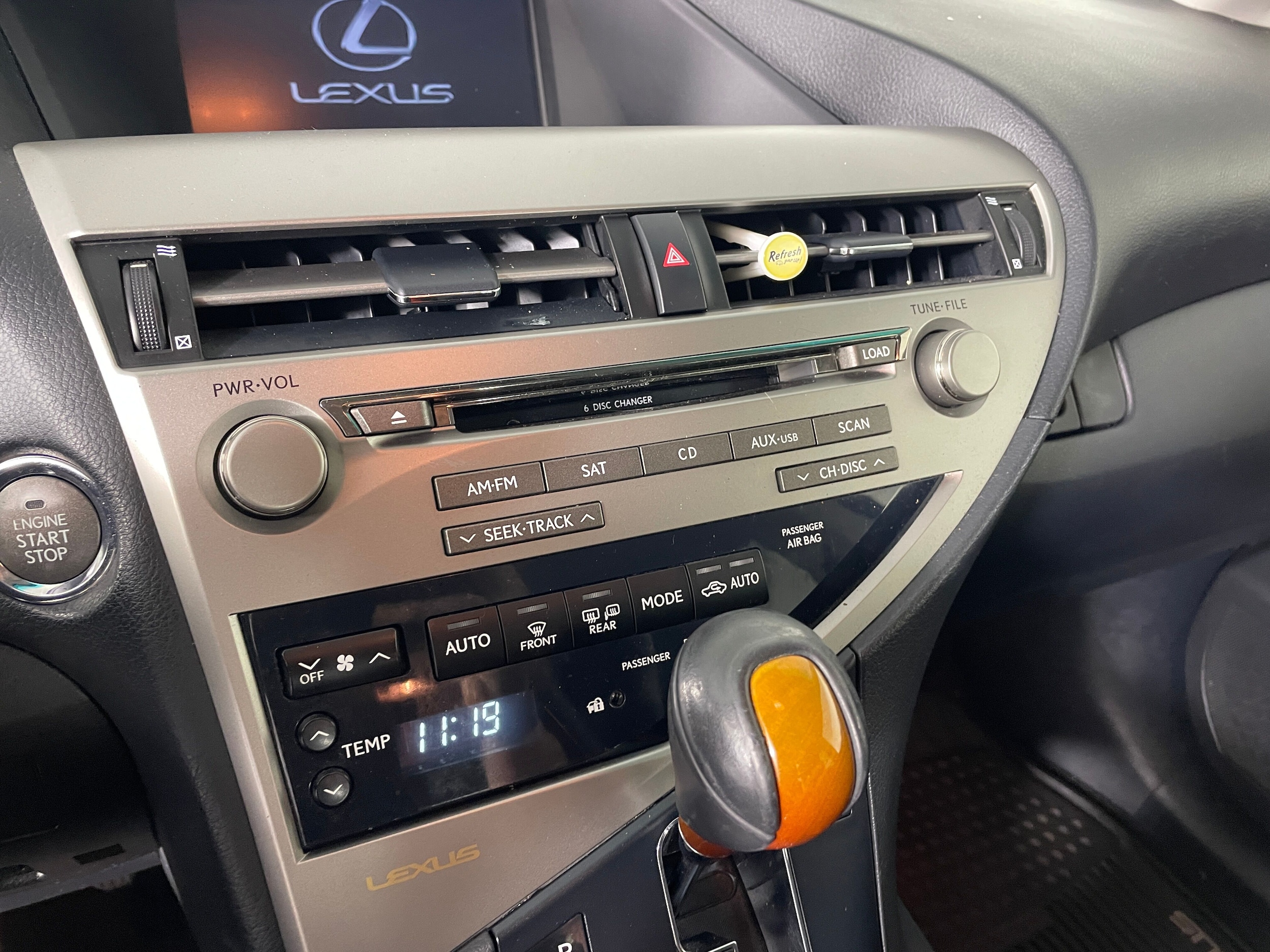 2010 LEXUS RX 350 Base photo 3