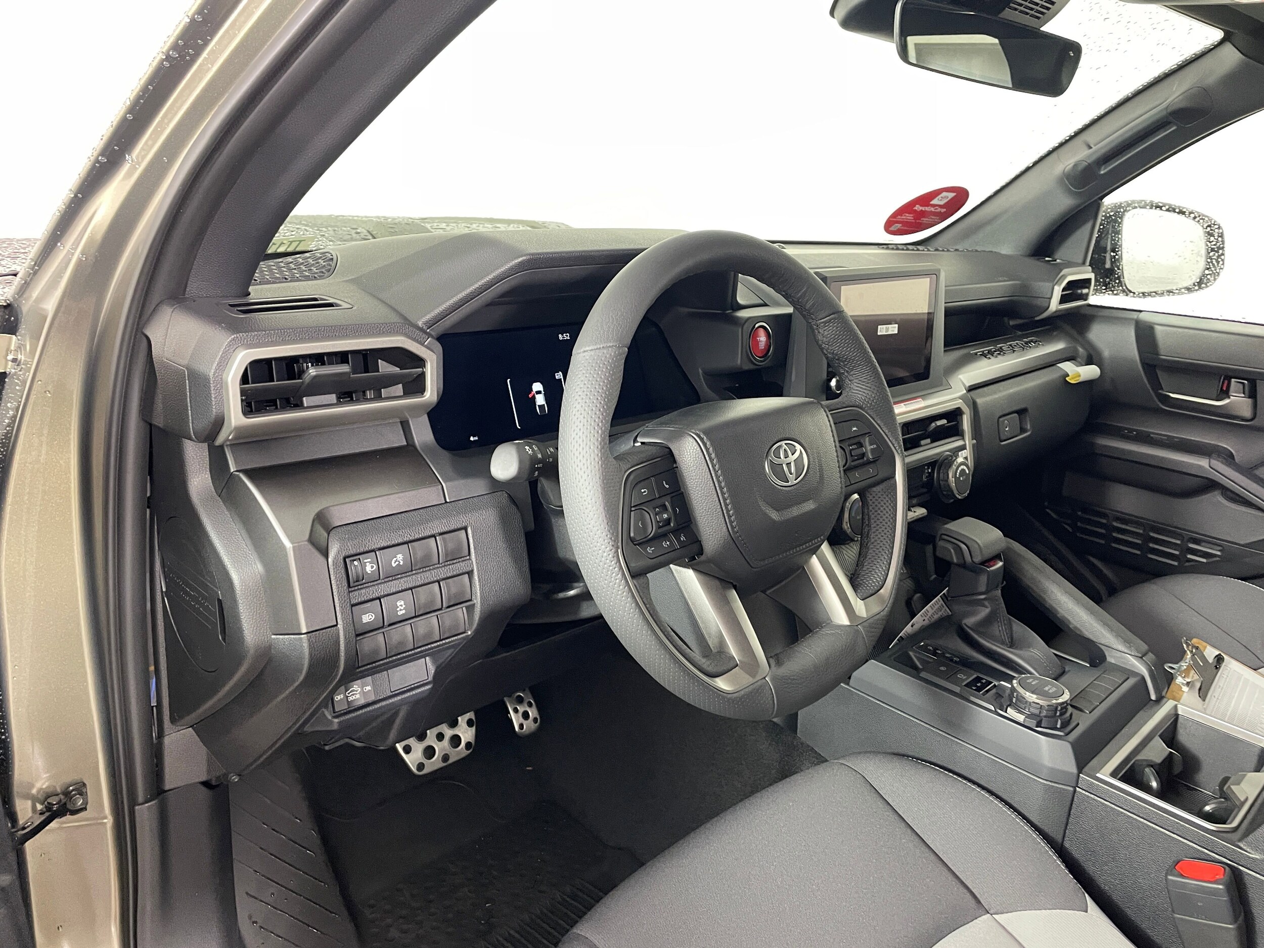 2025 Toyota Tacoma TRD Sport 4x4 Long Bed photo 2