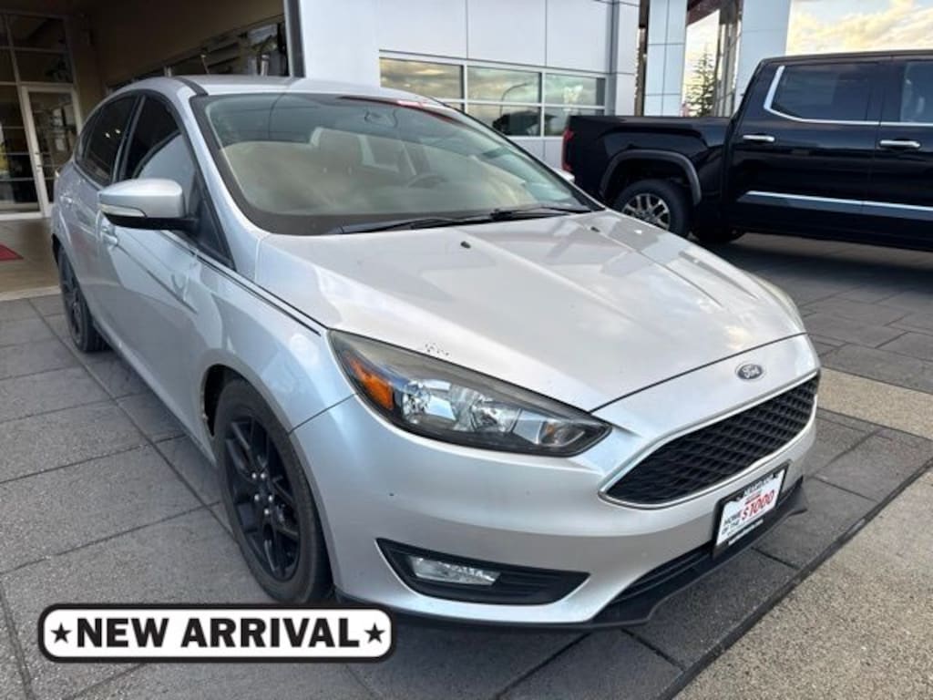 Used 2016 Ford Focus SE Hatchback