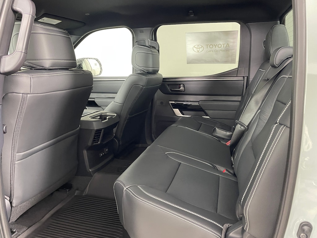 New 2026 Toyota Tundra Limited LIMITED CREWMAX 5.5