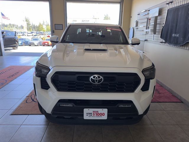 2024 Toyota Tacoma TRD Sport photo 2