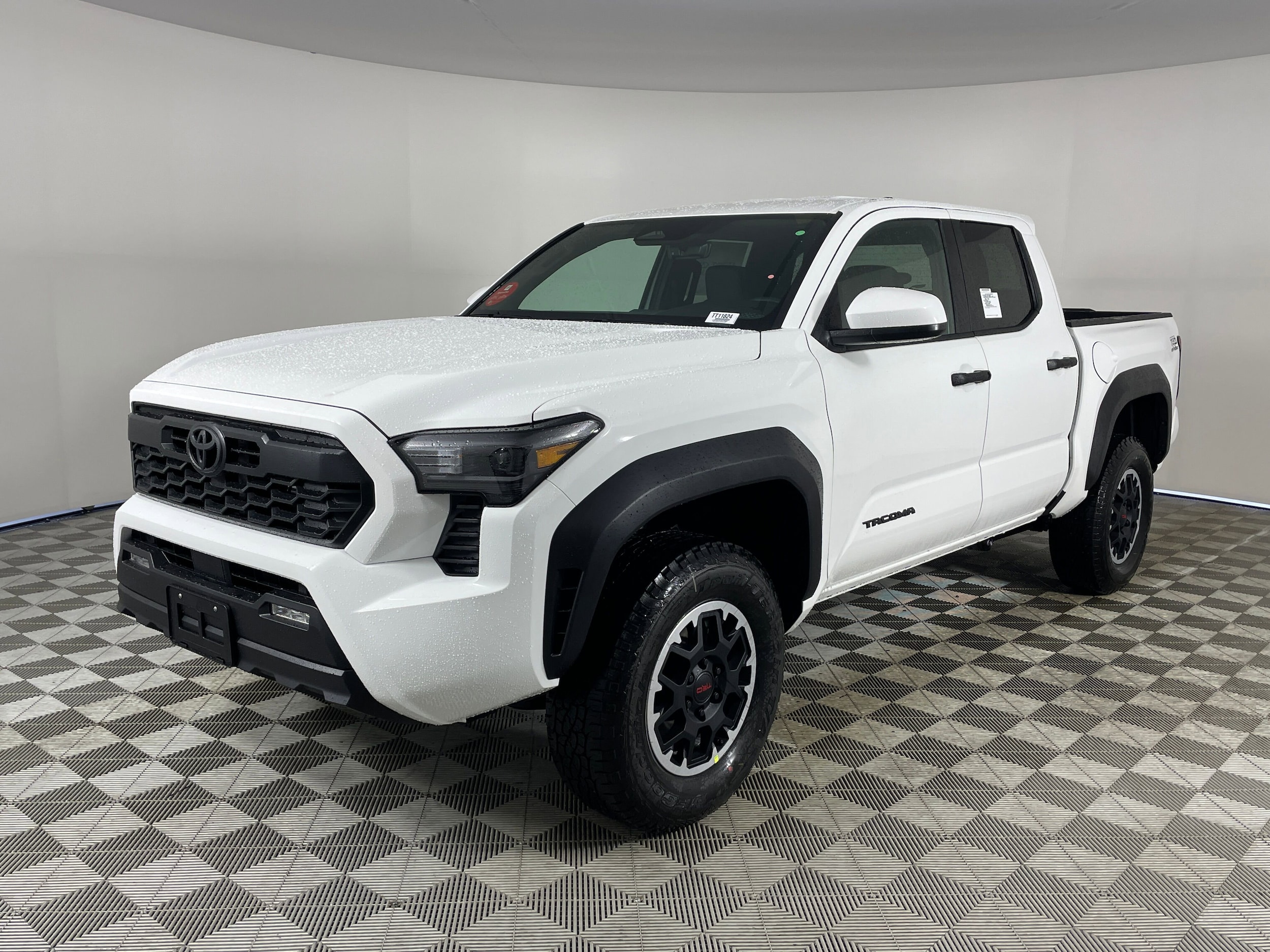 2025 Toyota Tacoma TRD Off Road's photo