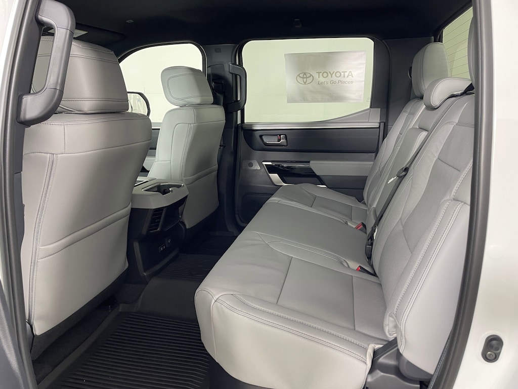 New 2026 Toyota Tundra Limited LIMITED CREWMAX 5.5