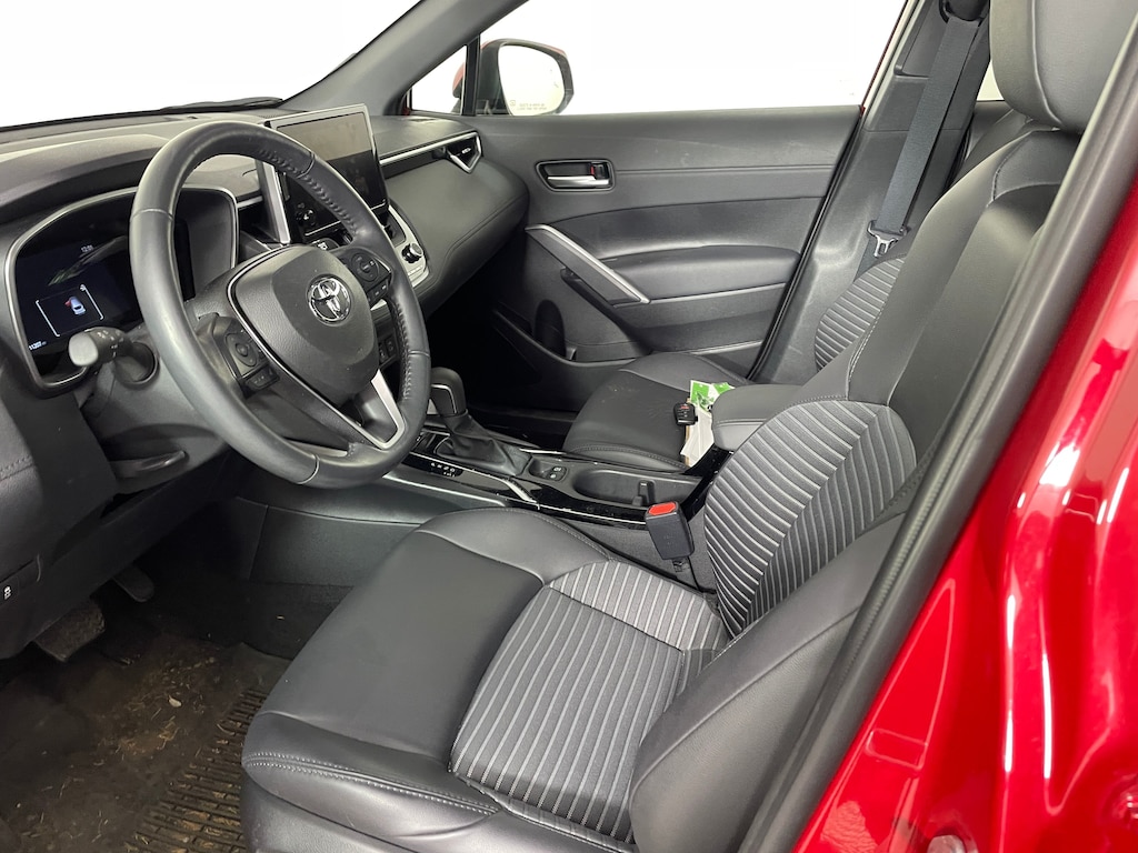 Used 2024 Toyota Corolla Cross Hybrid XSE SUV