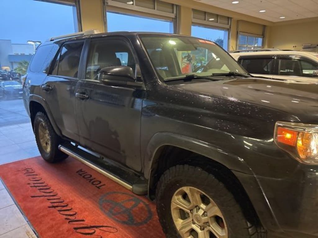 Used 2016 Toyota 4Runner SR5 SUV