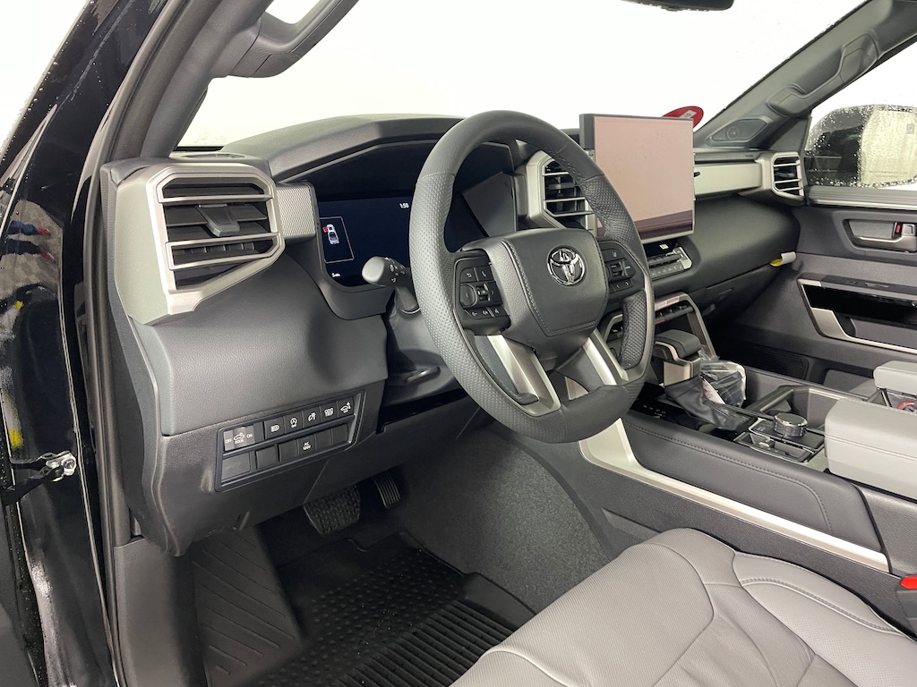 New 2026 Toyota Tundra Limited LIMITED CREWMAX 5.5